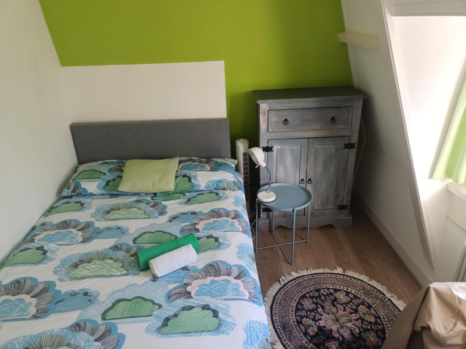 In Shared Duplex Close To The Center & Umcg Groningen